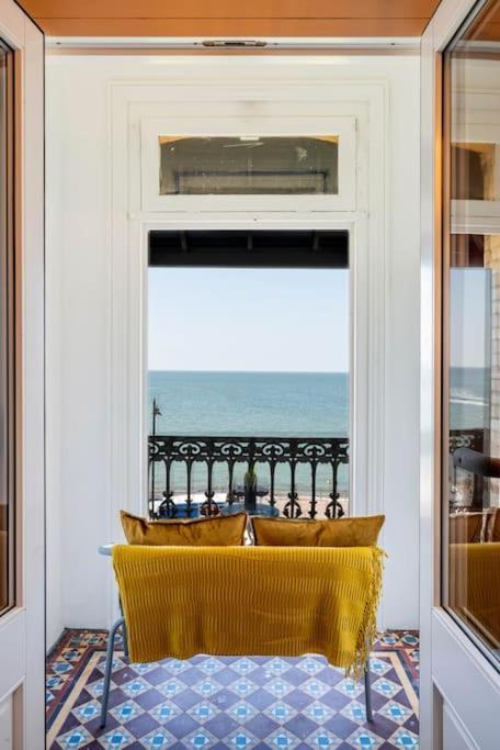 Stylish Beachfront Apartment, Sweeping Ocean Views And Luxury Touches خليج هيرن المظهر الخارجي الصورة