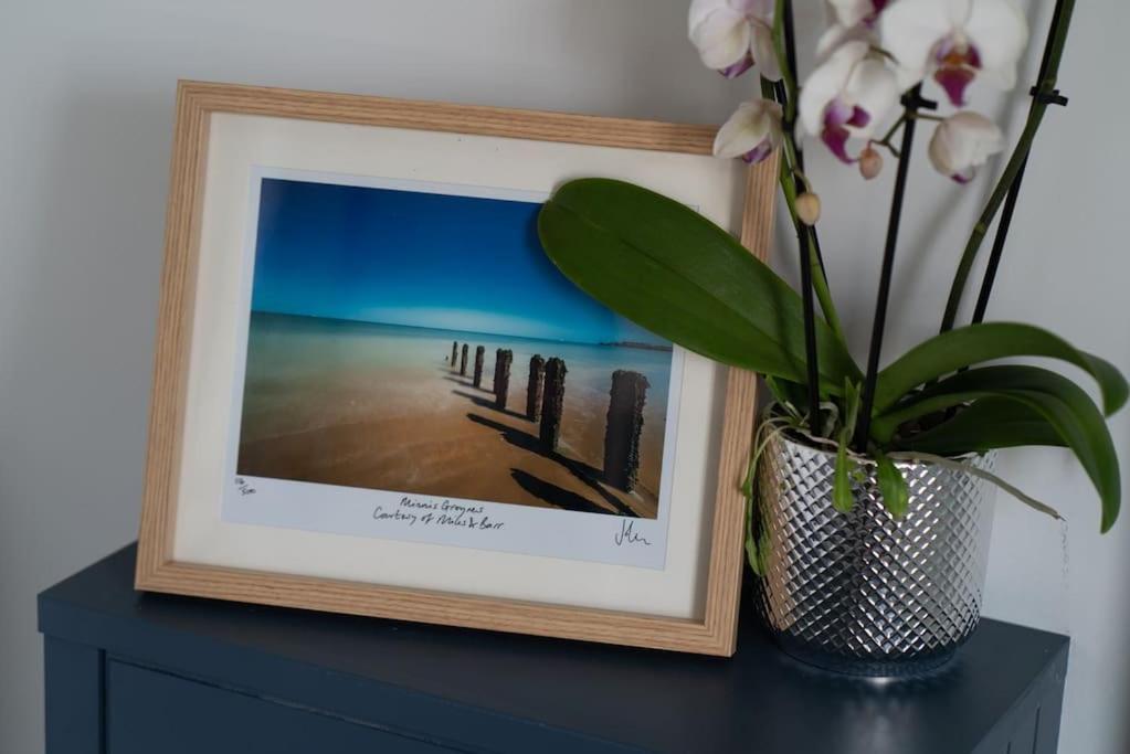 Stylish Beachfront Apartment, Sweeping Ocean Views And Luxury Touches خليج هيرن المظهر الخارجي الصورة